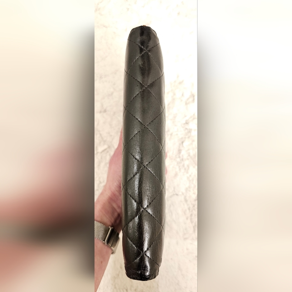 Chanel Oversized Lambskin Organizer Wallet - Picture 4 of 14